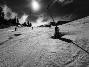 Read more about the article Photos: Mammoth Mountain Photo Snow Report