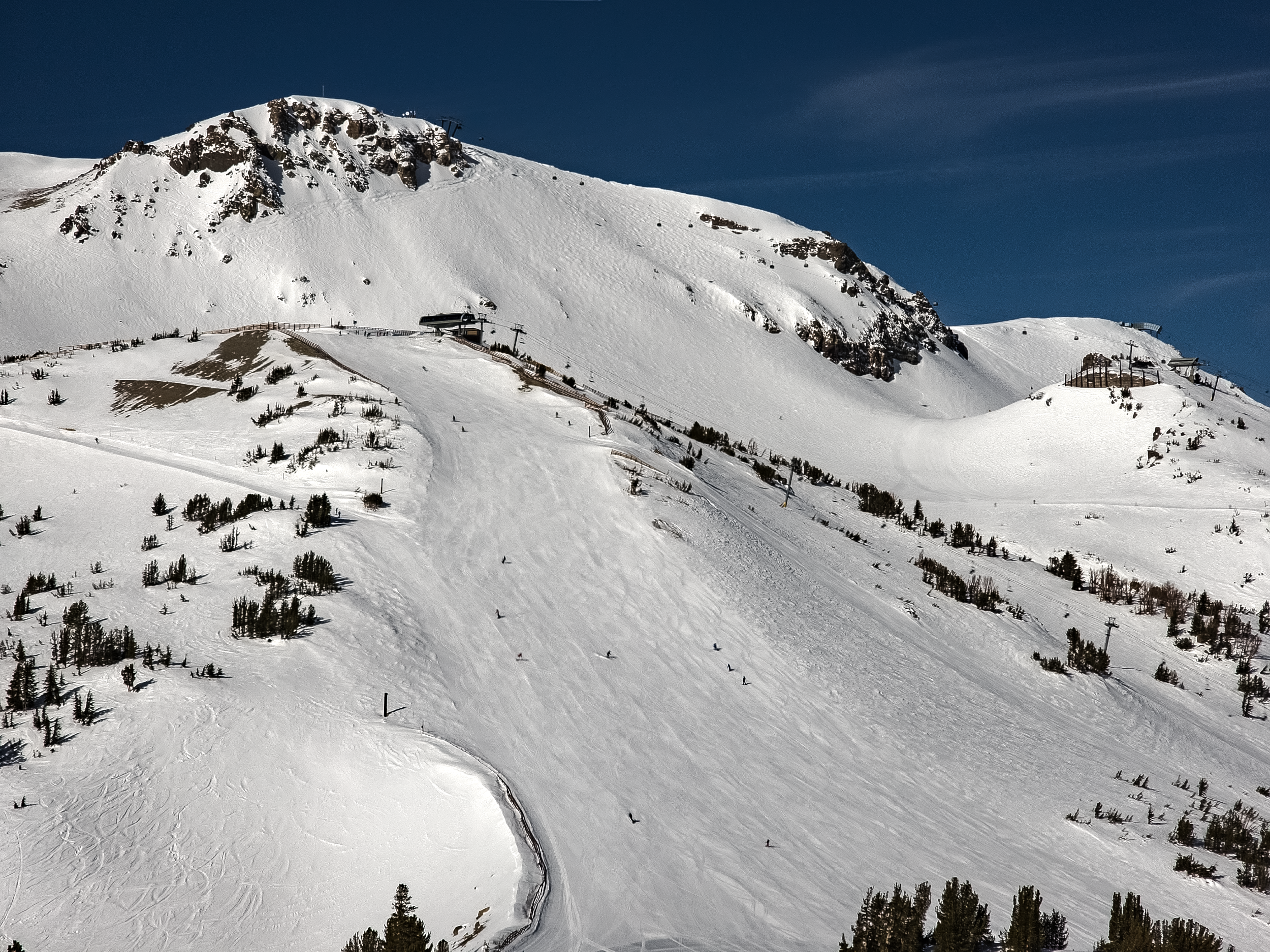 Read more about the article Mammoth Mountain Photo Snow Report