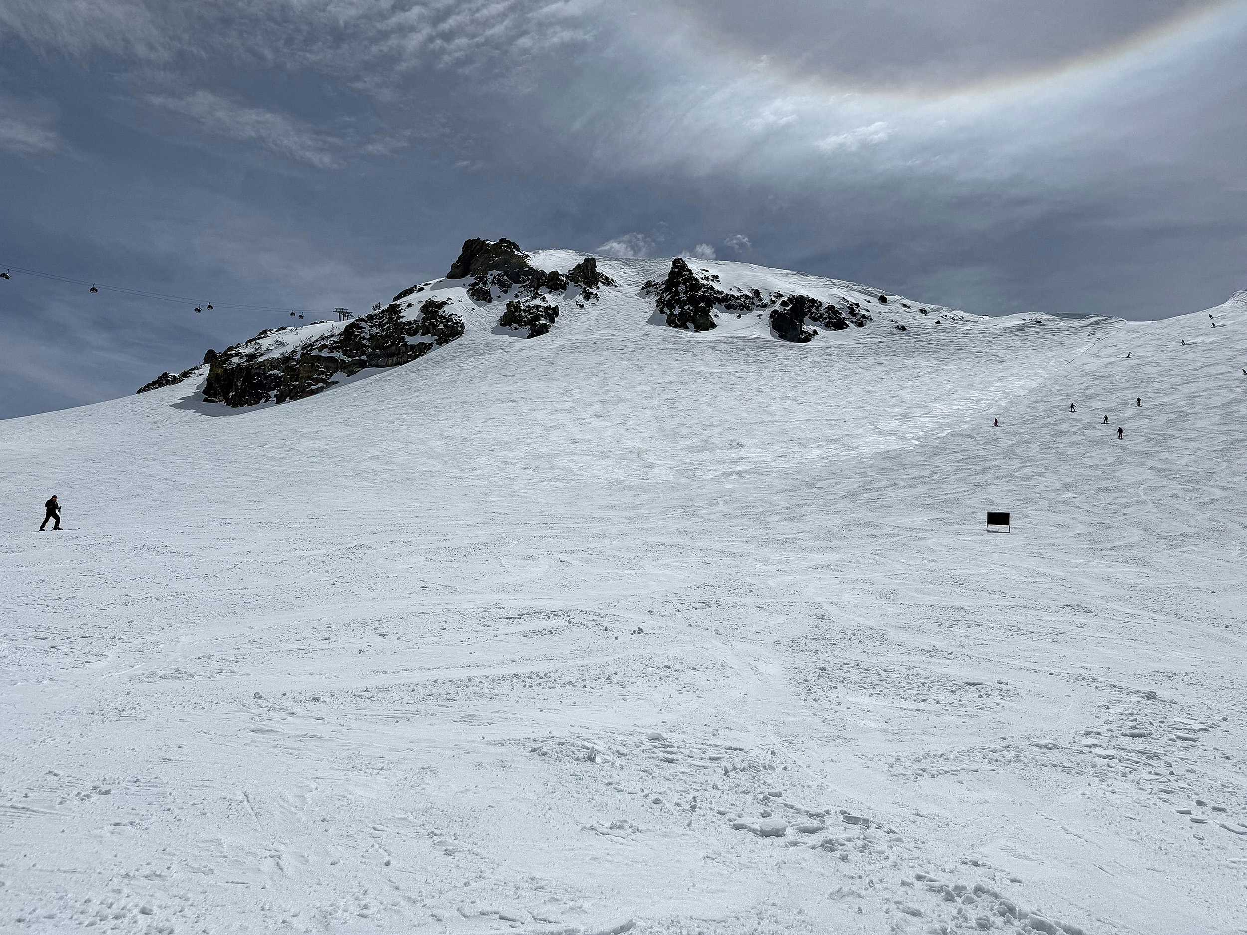 Read more about the article April 2024 Photos from Mammoth Mountain